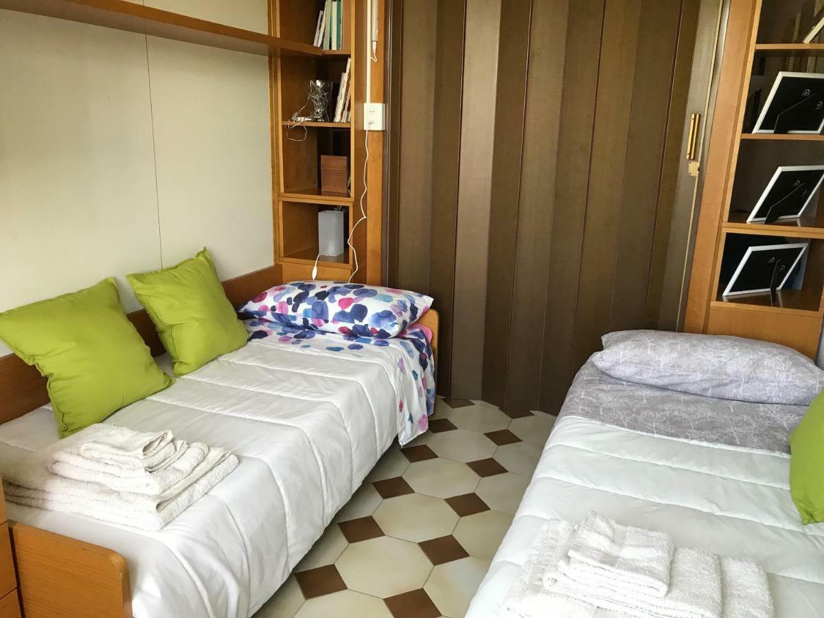 La Casa Fra Gli Ulivi Apartment Леричи Екстериор снимка